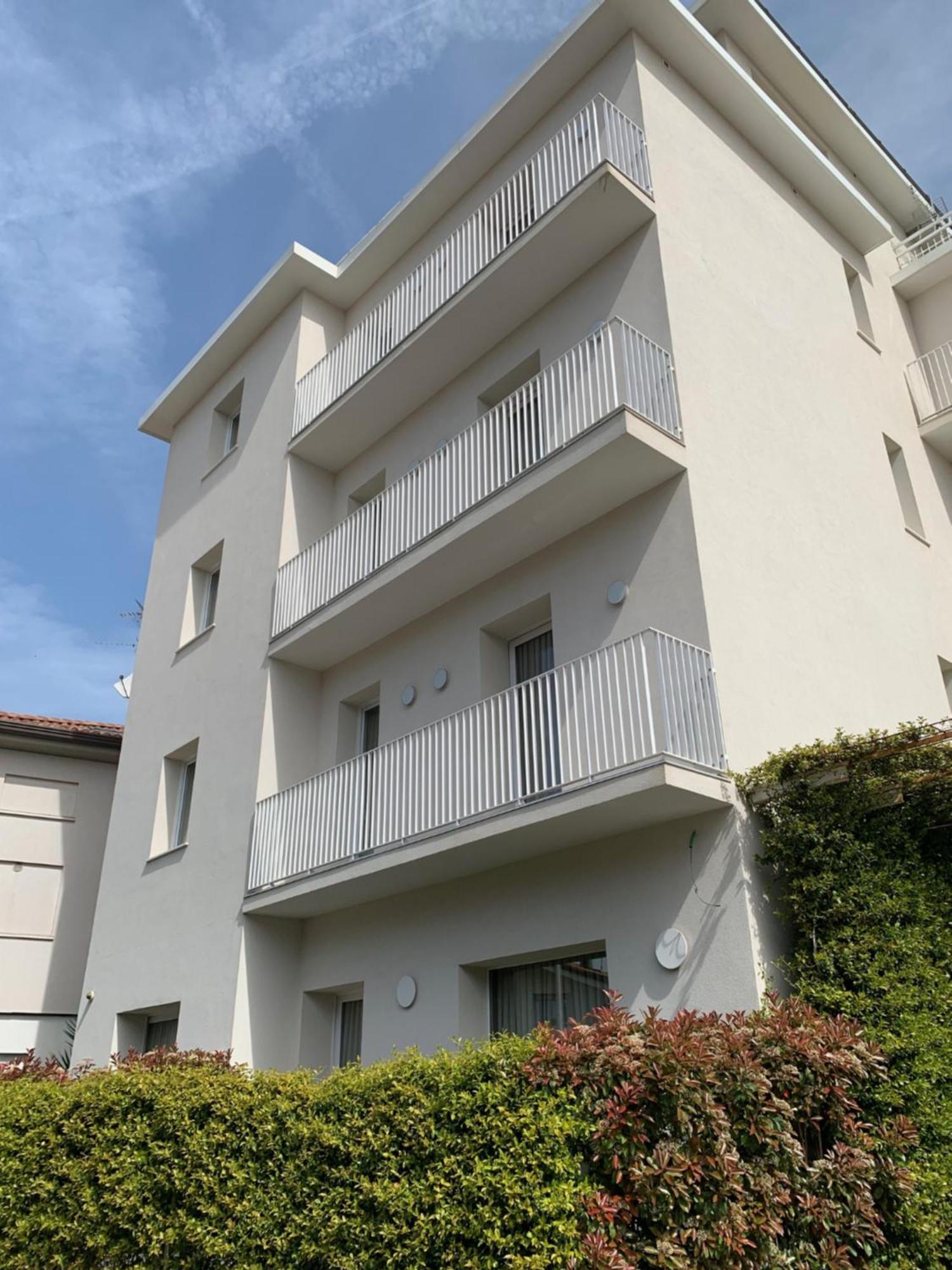 Amare Suite&Apartments Bellaria-Igea Marina Buitenkant foto